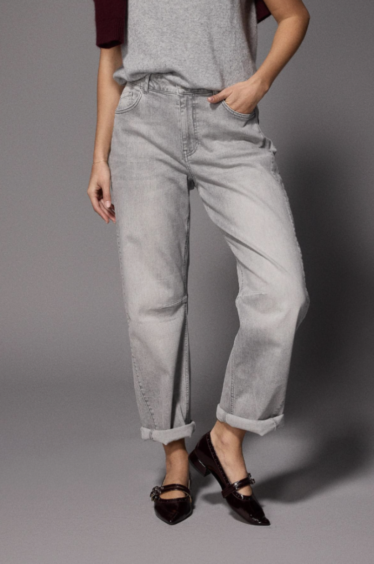 JACOB  LIGHT GREY