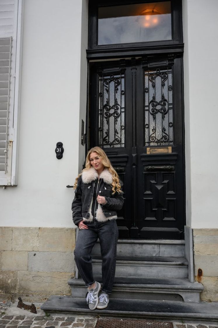  NEBIA