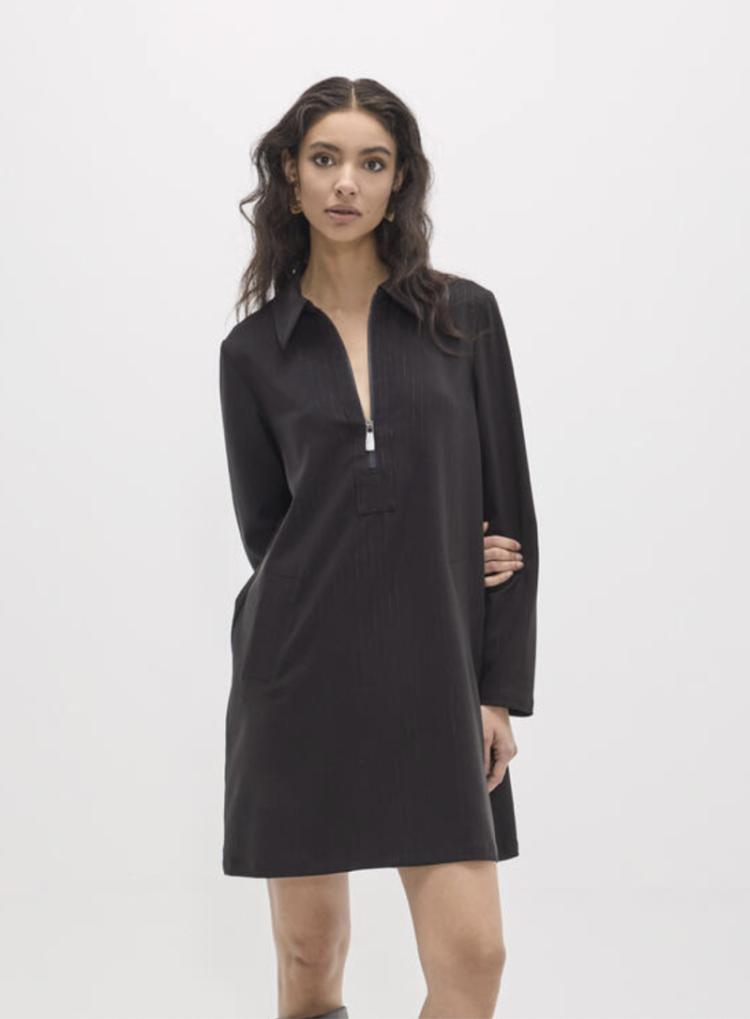 GRIS OSCURO